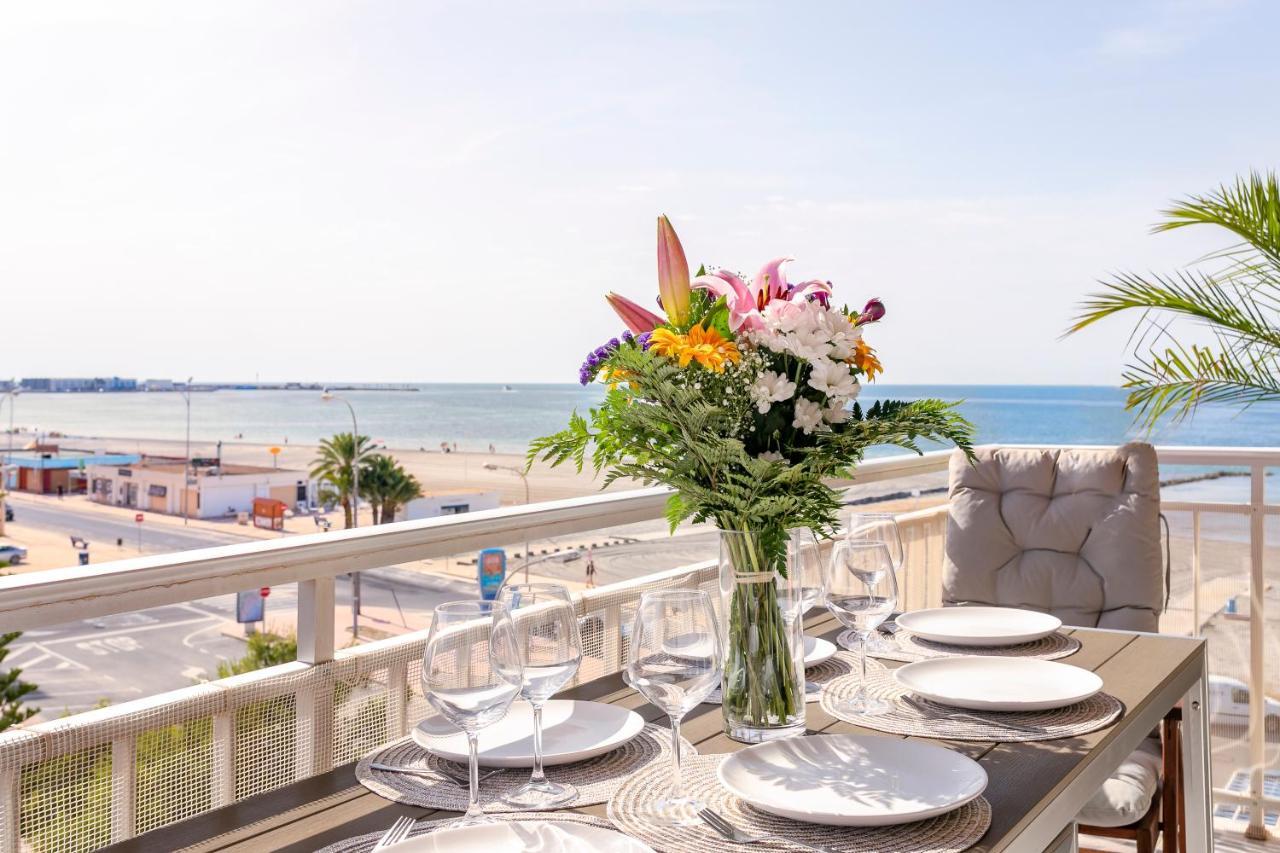 ✩Direct Beach Location ✩ Familyfriendly ✩ Netflix سانتا بولا المظهر الخارجي الصورة